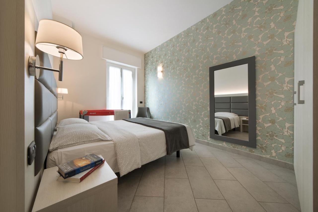 Hotel Residence Laigueglia Free Parking ภายนอก รูปภาพ