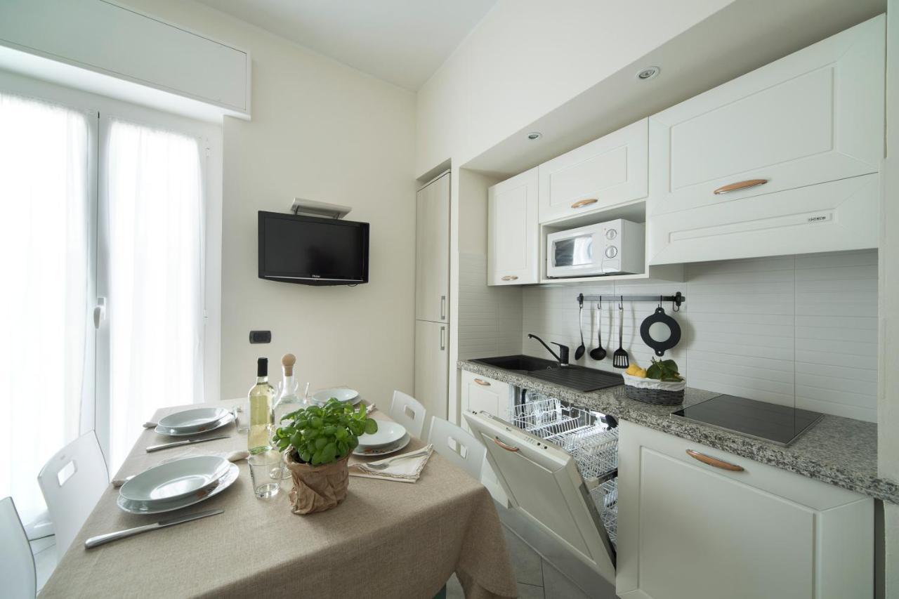 Hotel Residence Laigueglia Free Parking ภายนอก รูปภาพ
