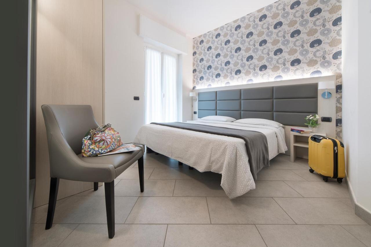 Hotel Residence Laigueglia Free Parking ภายนอก รูปภาพ