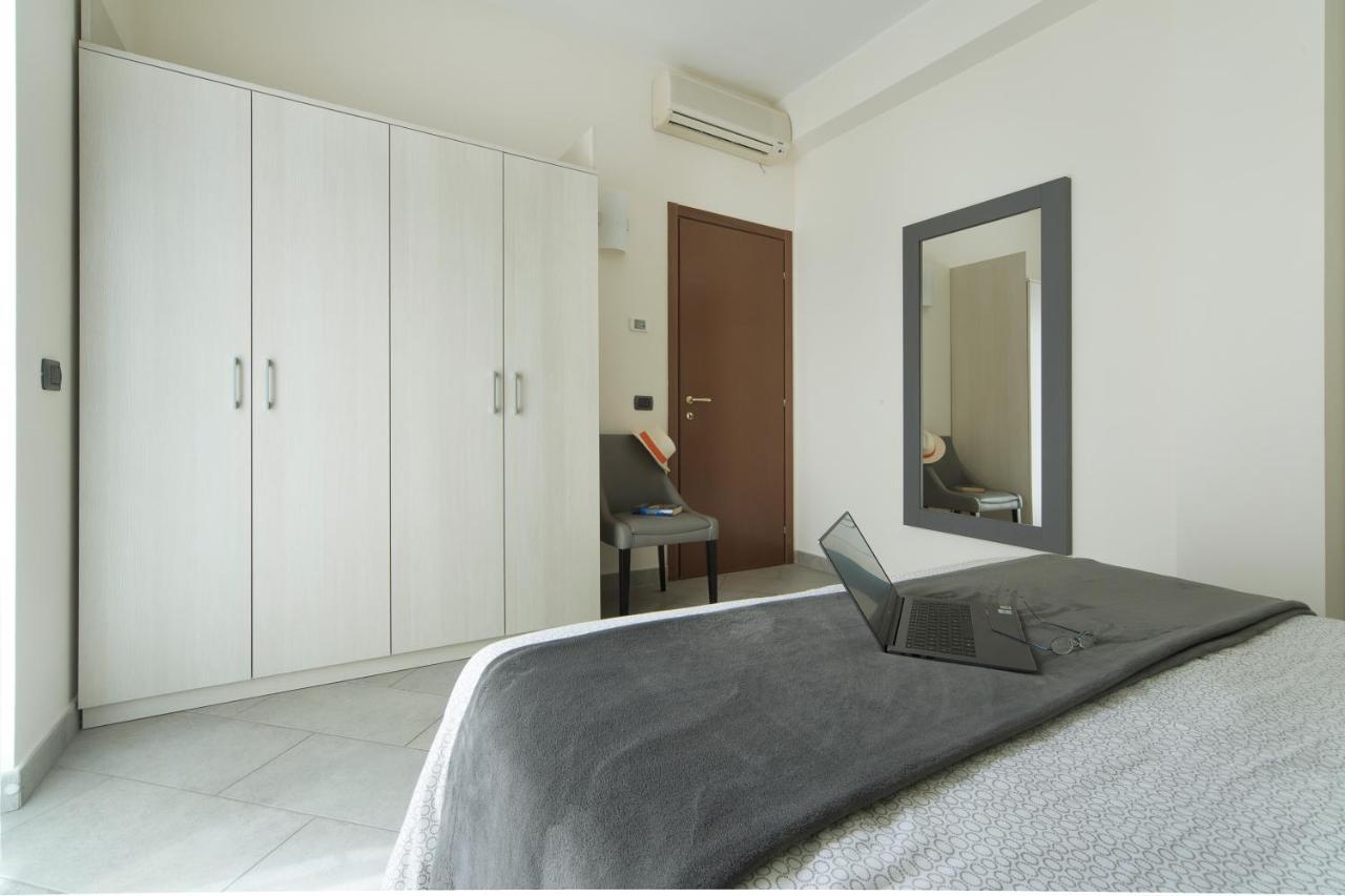 Hotel Residence Laigueglia Free Parking ภายนอก รูปภาพ
